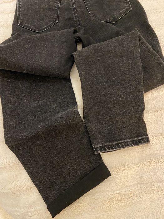 Calças Mom slim Stradivarius