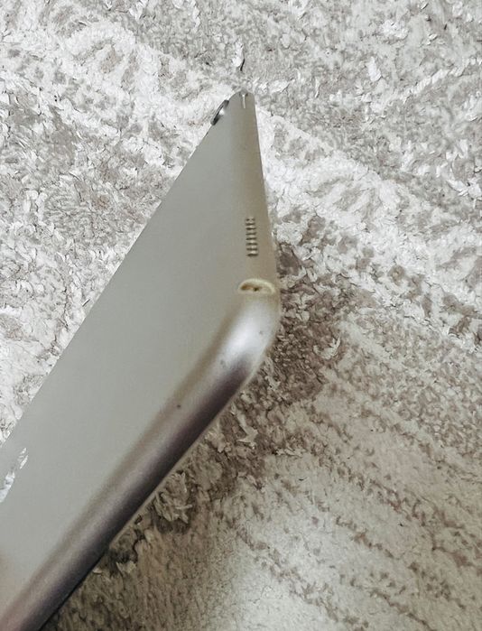 iPad Pro 10.5" A1701 | БЕЗ iCloud | Під відновлення або на запчастини