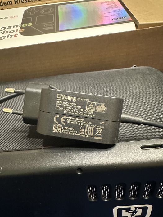 Steam deck oled 512 gb поіхала