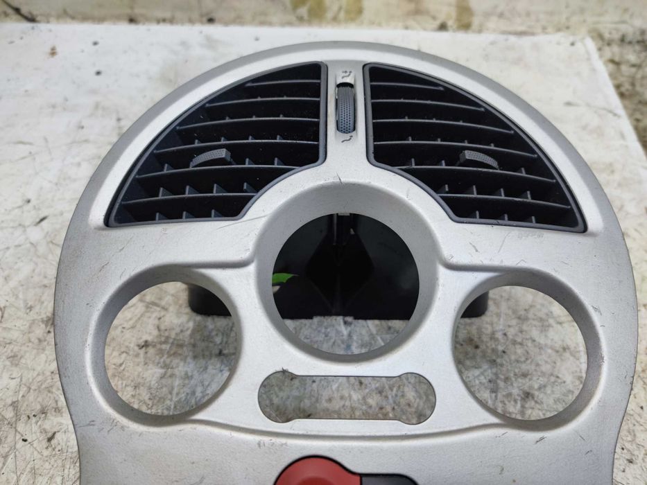 Renault Modus Konsola Środkowa Kratki Nawiewu