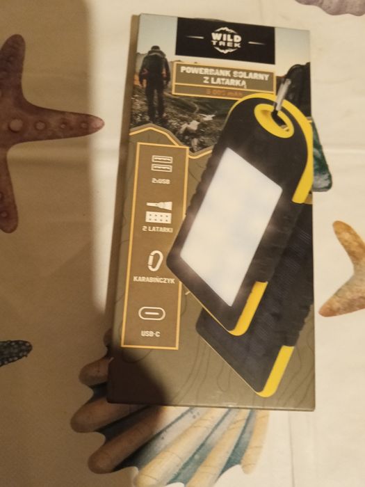 Nowy solarny POWERBANK z Latarką 5 000 mAh. Wild TREK