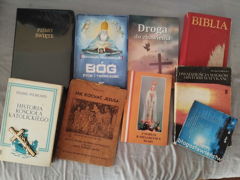 Książki religijne i historyczne -Biblia, Historia Watykanu, Kościoła