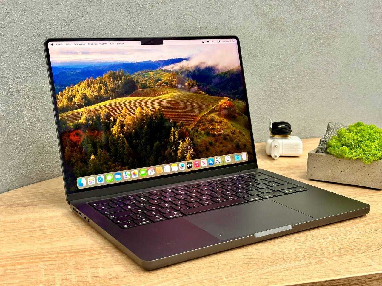 Macbook 14 M3 Pro 2023 18GbRAM 512 OPENBOX 10циклів ідал Макбук М3 ПРО ...