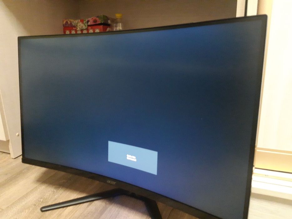 продам монітор на 240 hz