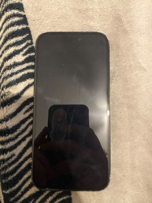 iPhone 15 128gb esim