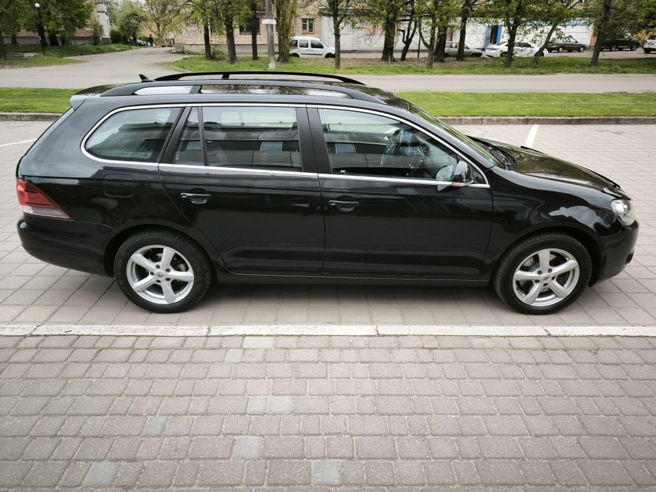 Volkswagen Golf VI