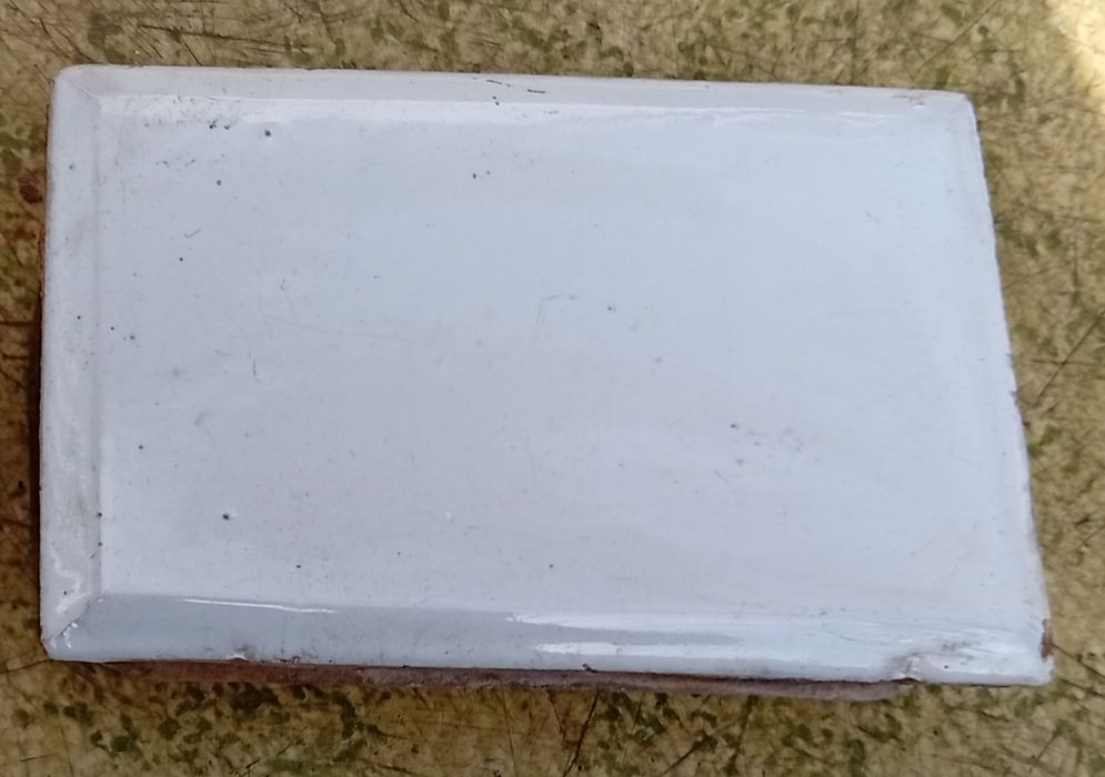 Kafle piecowe używane