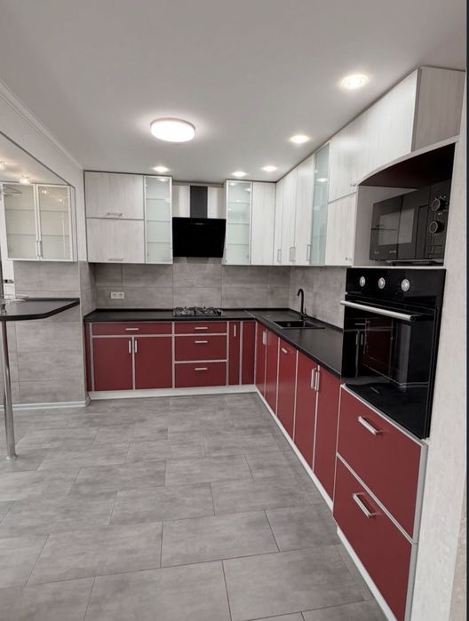 Продам квартиру 2-комнаты + кухня гостиная с евроремонтом Пентагон