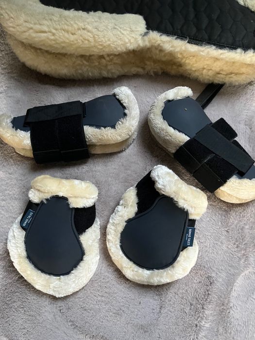 Podkładka pod siodło + ochraniacze cob