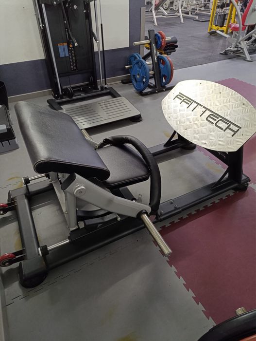 Máquina de Glúteos FFiTTech