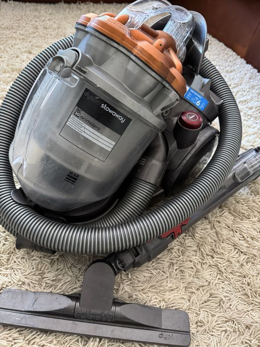 Продам пилосос dyson