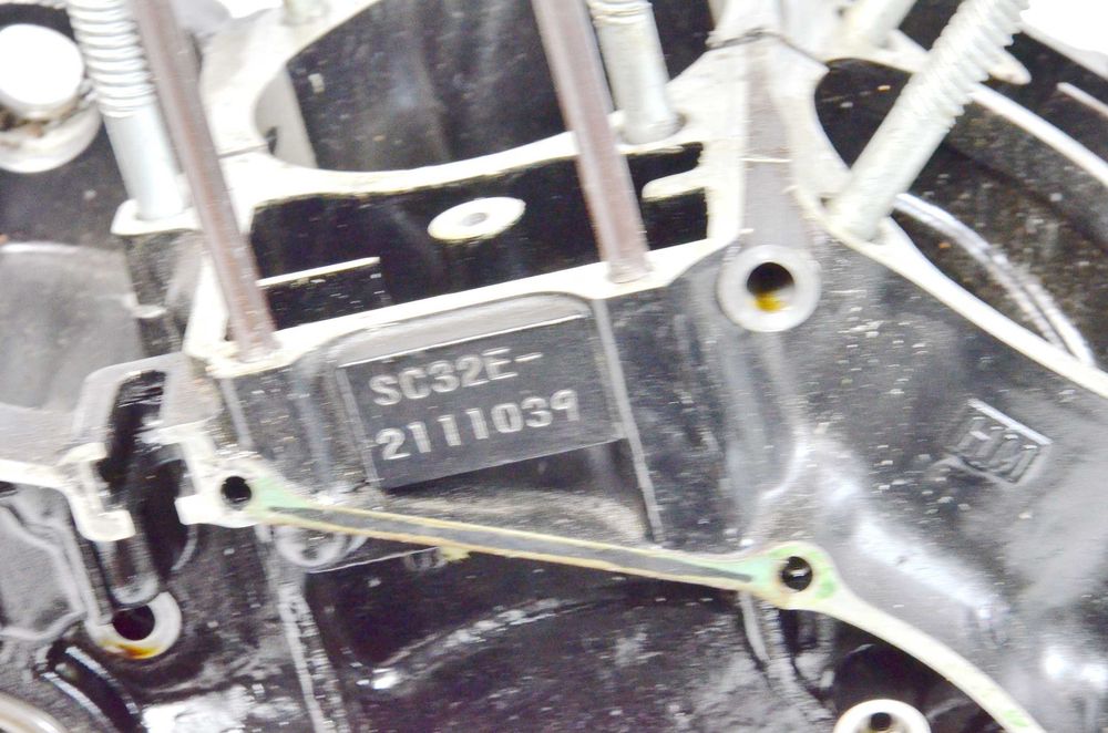 Honda VT 1100 Shadow C2 wał korbowy panewki korbowody kartery