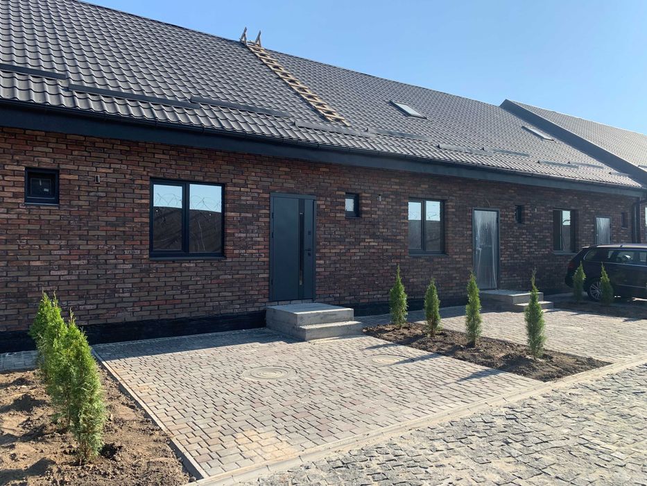 Продається таун-хаус 90 м2, 1,8 сот. Відділ продажу!