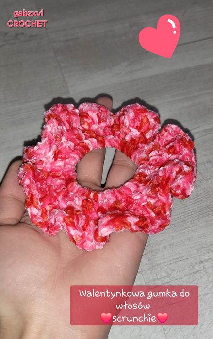 Gumka do włosów scrunchie walentynkowa