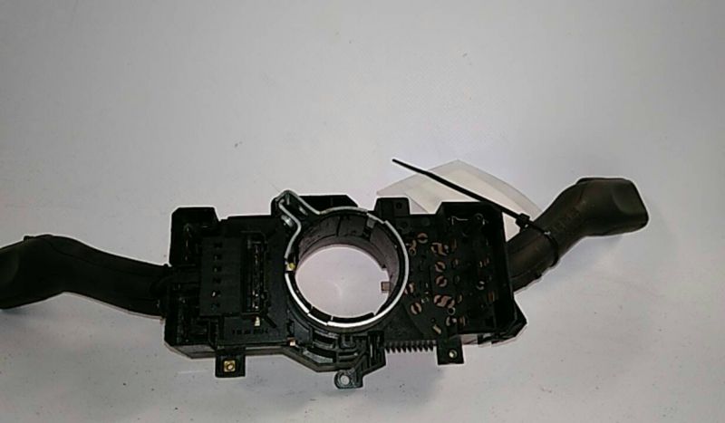 Conjunto / manetes de luzes e limpa vidros VOLKSWAGEN Polo (9N)