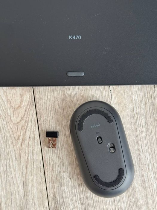 Комплект (клавіатура, миша) Logitech MK470 Slim Wireless Combo Blac ES