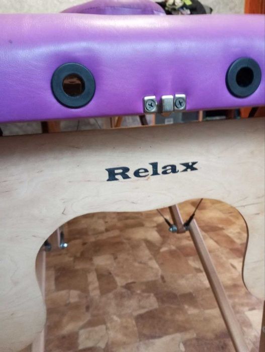 продам складний масажний стіл "RELAX"