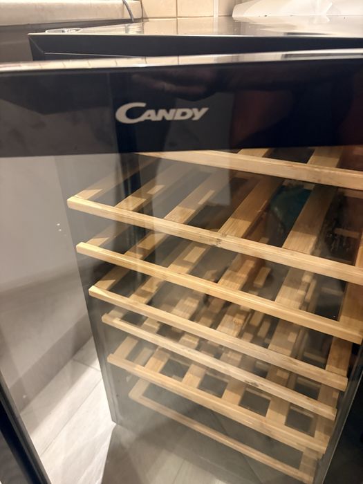 Cłodziarka do wina Candy DiVino CWC 154