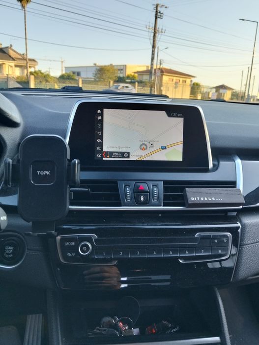 BMW 216 Gran Tourer — fotografia 4