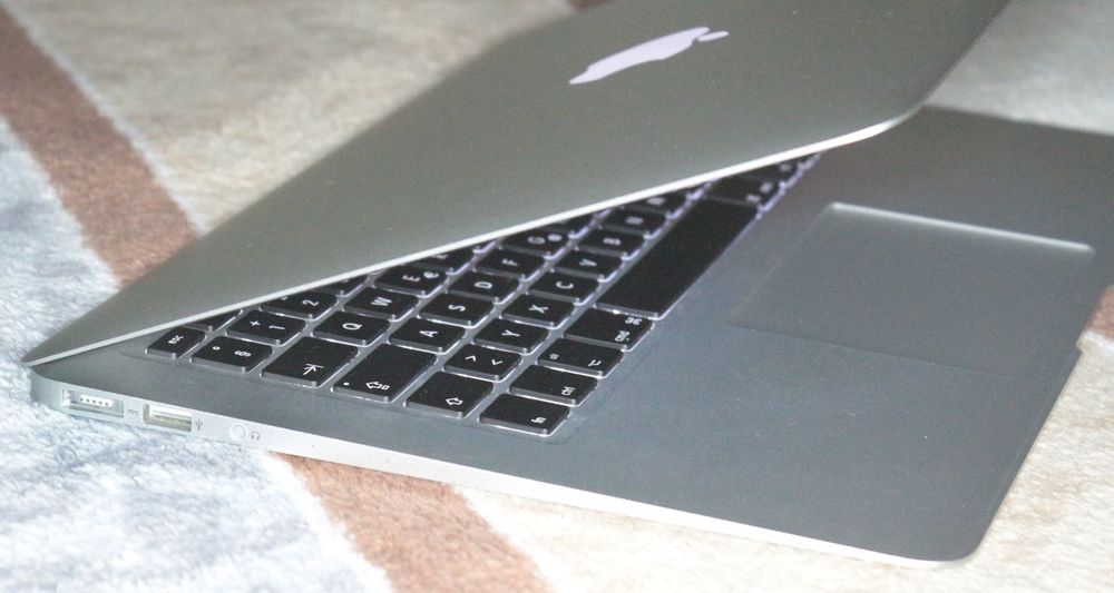 Apple MacBook Air A1466 13,3" Early 2014, Core i7,  8Gb/256Gb