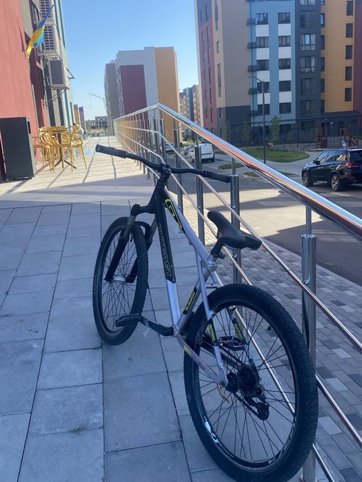 Продам MTB GT Dirt