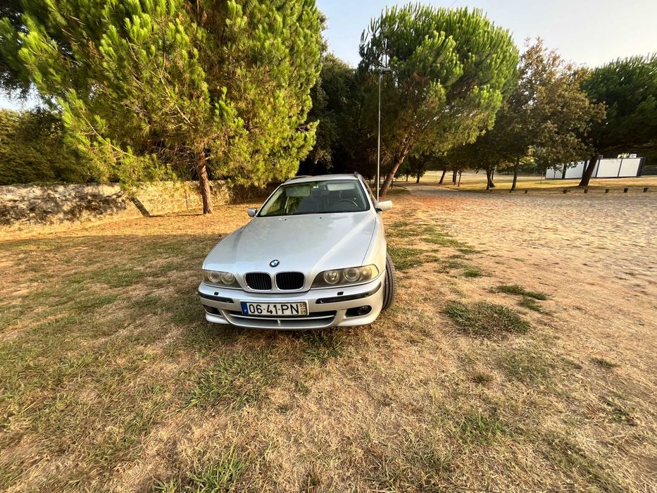 BMW 525d Touring E39 (05/2000) – Nacional | Pele | Teto de Abrir | IUC Antigo