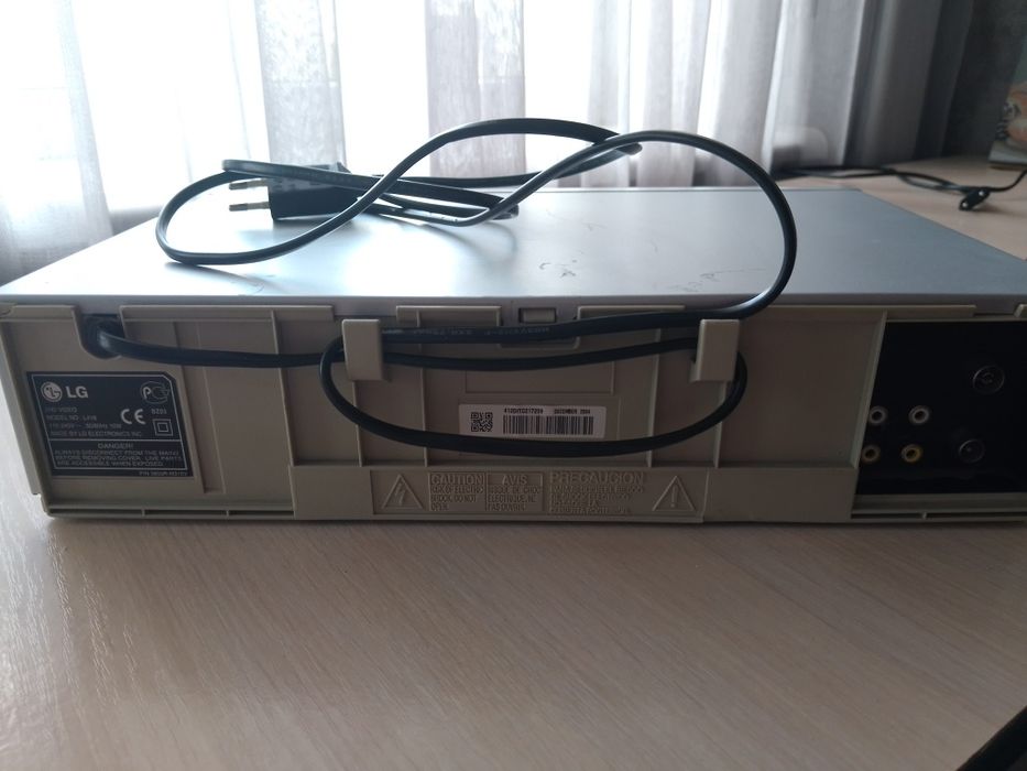 Видеоплеер LG L418