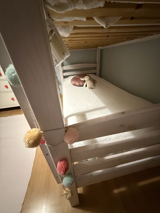 Vendo beliche com dois colchoes