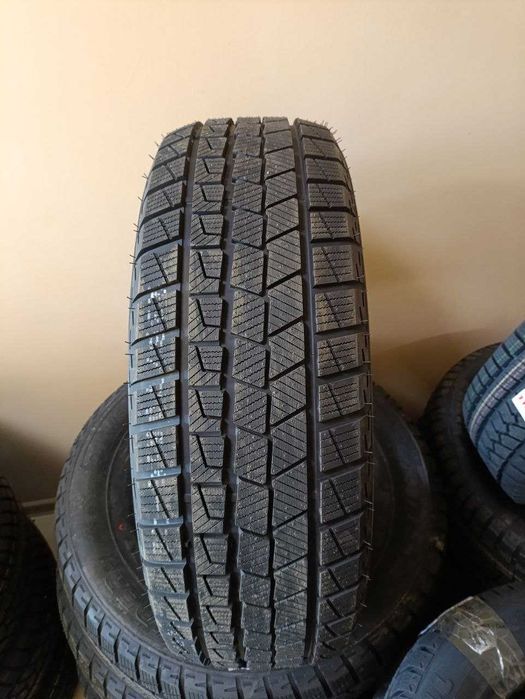 Нові шини 235/70R16 106T Atlander SNOW66