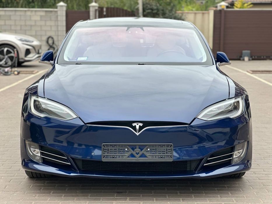 Продам Tesla S 100 D