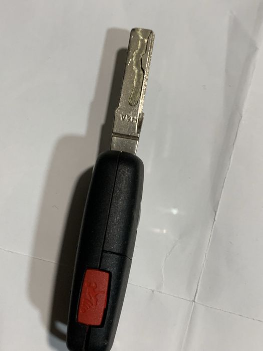 Оригинальный ключ Volkswagen Фольксваген