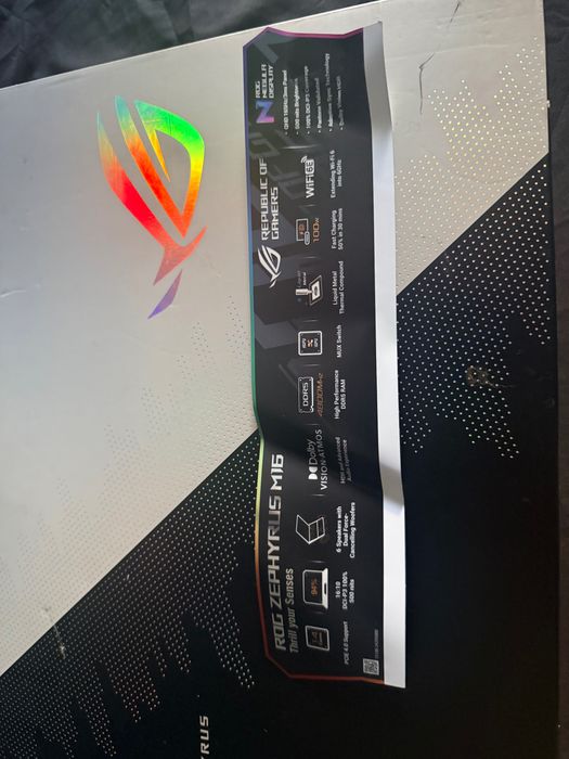 ASUS ROG Zephyrus M16 | i9-12900H | RTX 3070 Ti | 32GB | 1TB + ROG Mouse
