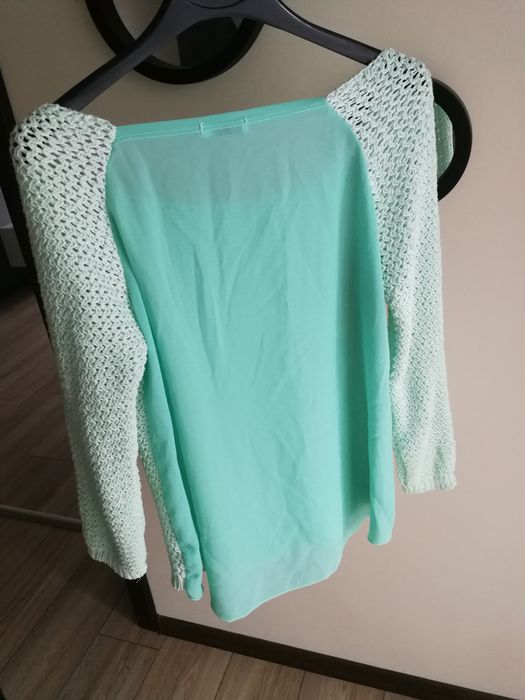 Sweter miętowy S XS