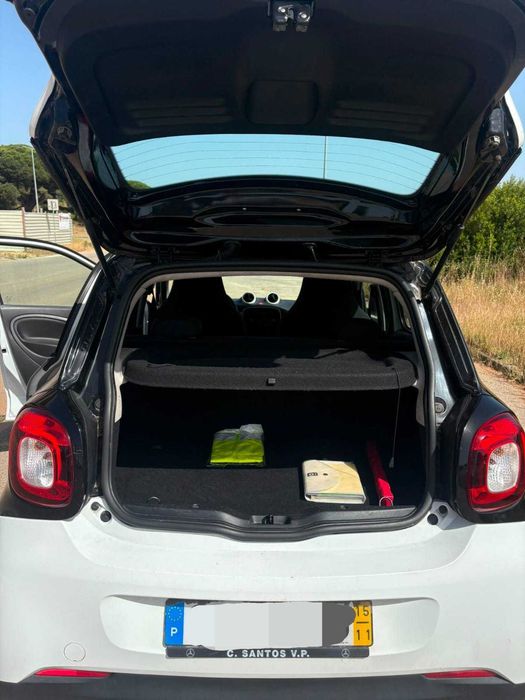 Smart ForFour 2015 Económico e Bem Estimado