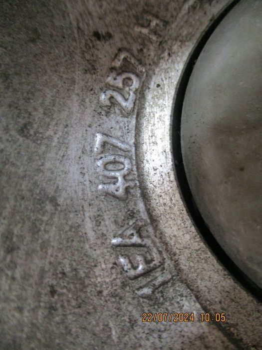 Zwrotnica zwrotnice przód VW ID3 1EA407257H 1EA407258H