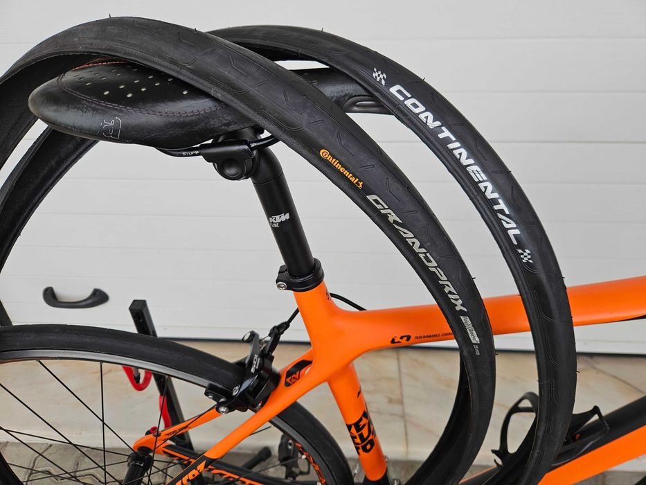 Bicicleta KTM Revelator 3500 em Carbono - Tam. 52