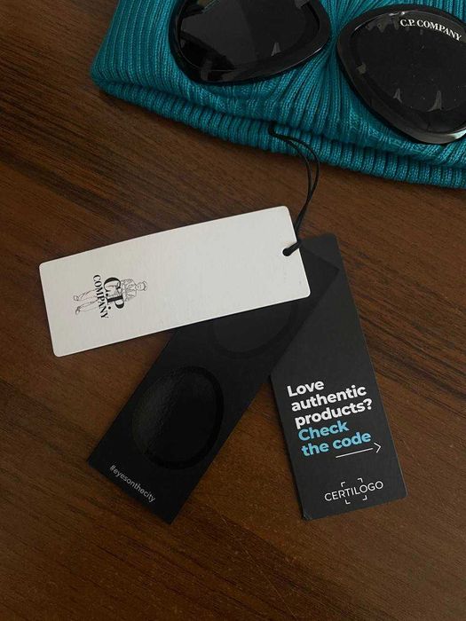 Шапка C.P. Company