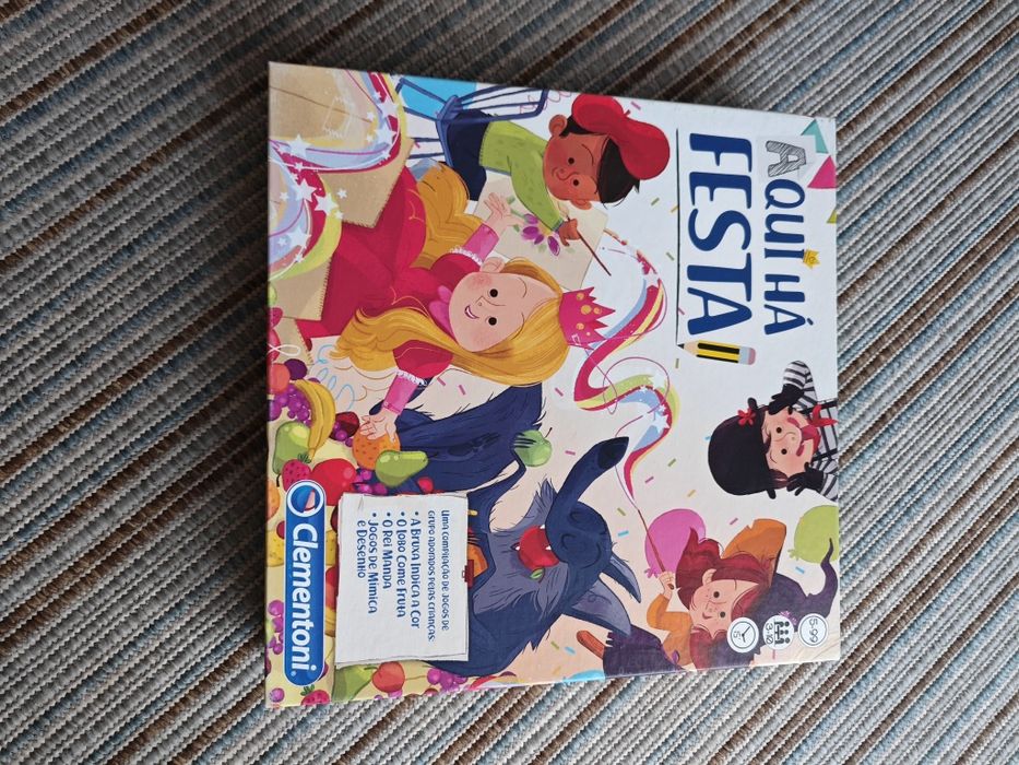 Jogo "Aqui há festa!"
