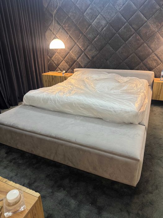 Łóżko 180x200+skrzynia tapicerowane