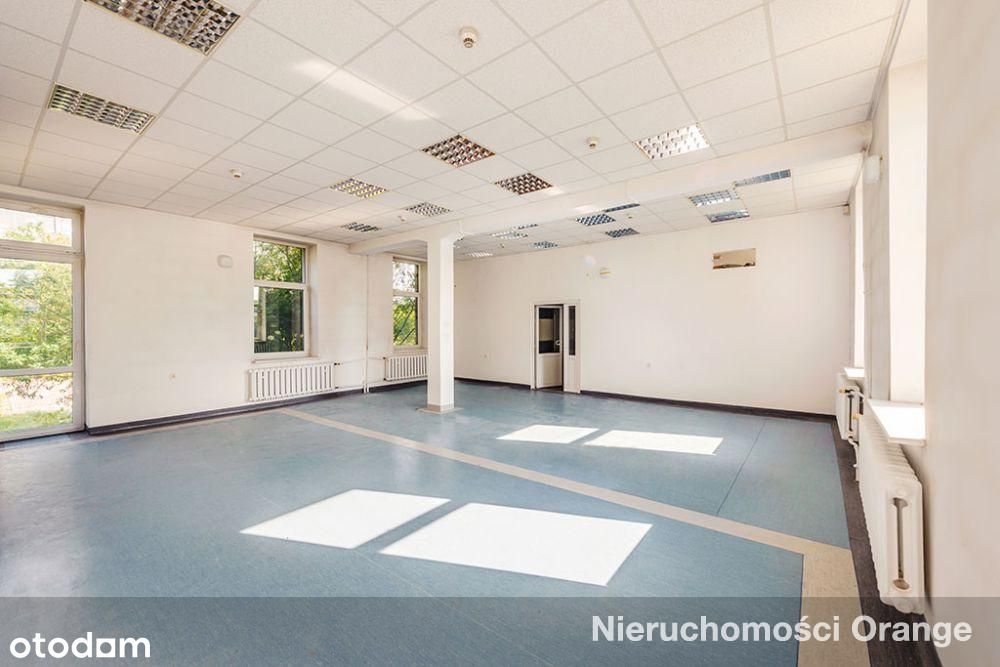 Duża działka z budynkiem