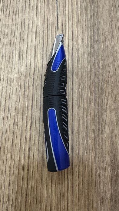 Тример Gillette в робочому стані