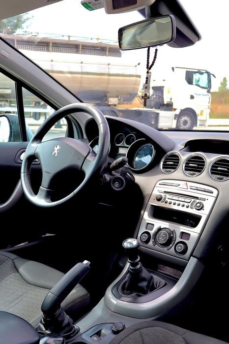 Peugeot 380 SW HDI Ano 2011