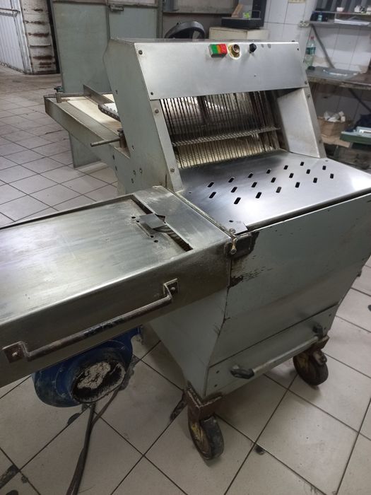 Хліборізка  MATAS хліборізальна машина