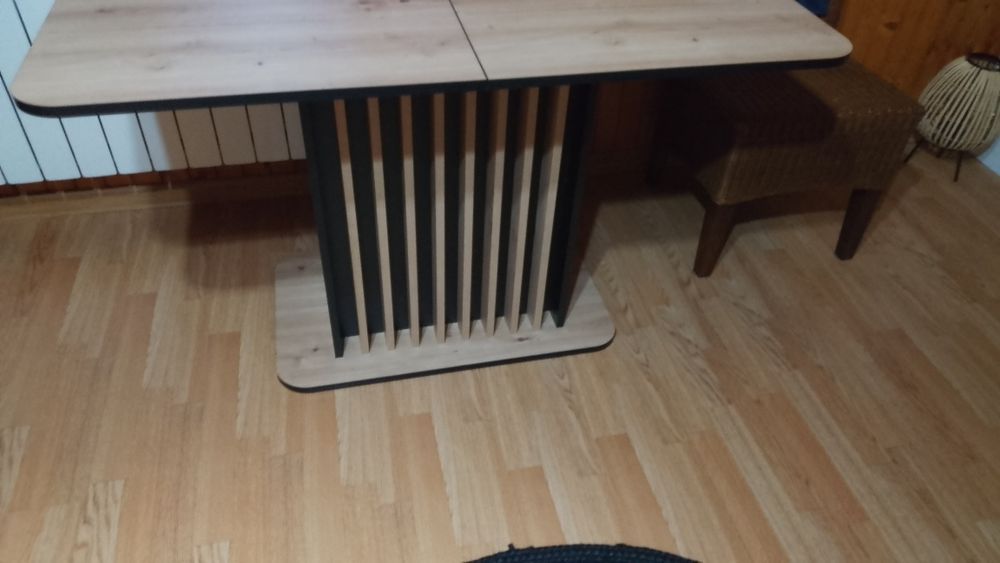 Stół rozkładany nowoczesny