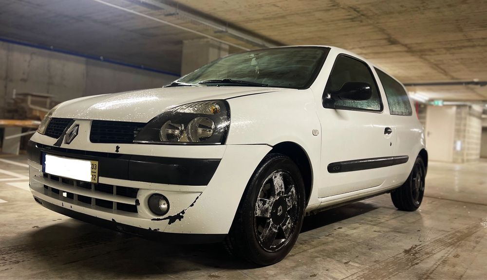 Renault Clio Van 82cv