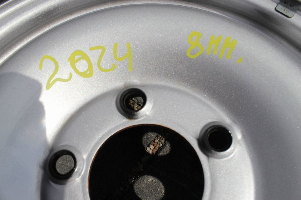 felgi stalowe z oponami renault master iii 3 6,5 x 16 et 66 225/65/16c