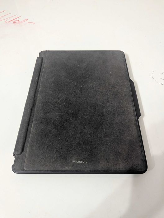 Microsoft Surface Pro 8 i5 256GB + Etui + Rysik
