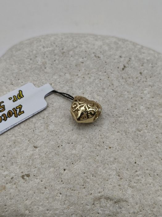 Złoty Charms Pr.585 Nowy Zapraszamy