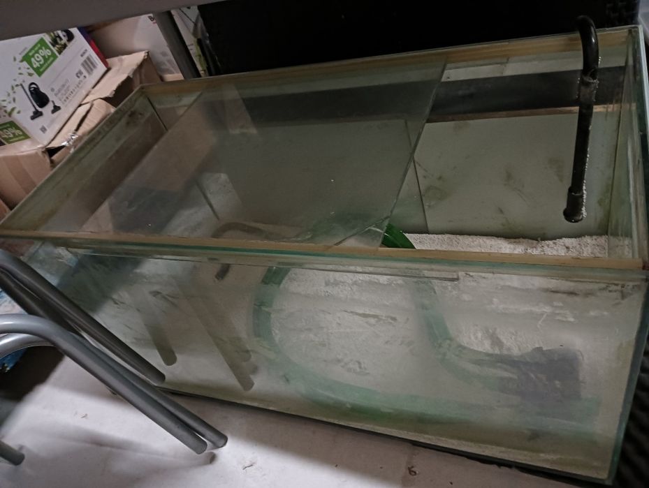 Aquário 80x40cm.
