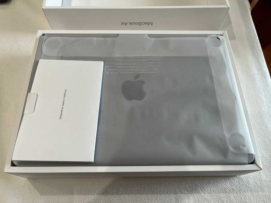 MacBook Air M2 (Como novo)